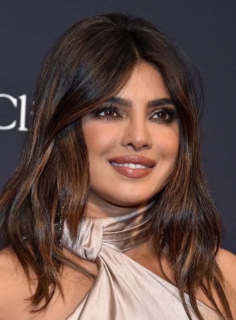 Priyanka Chopra Jonas – Zyvera feature